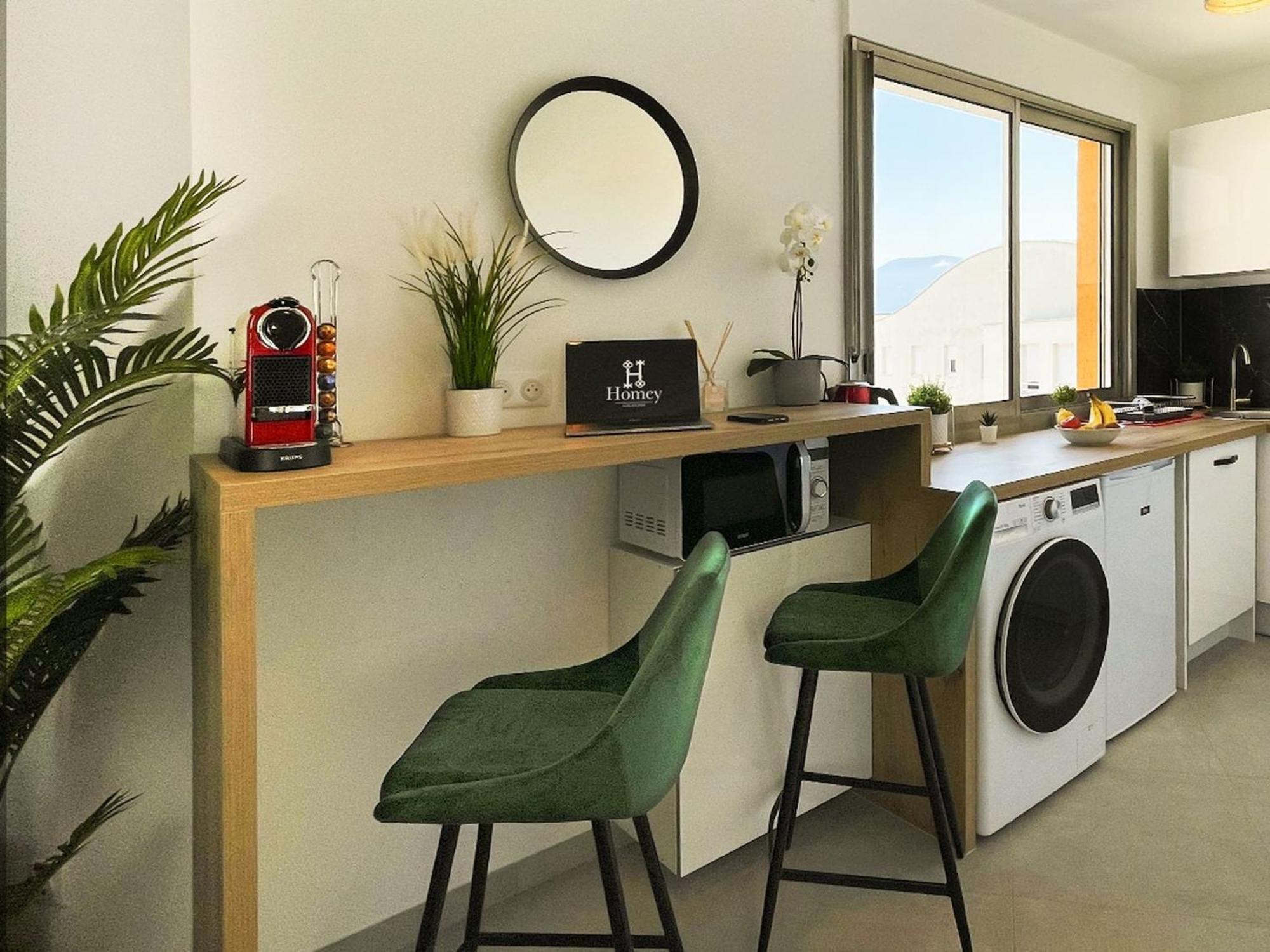 Homey Superchill: Modern Central Apartment with Netflix and Wi-Fi Annemasse Exterior photo